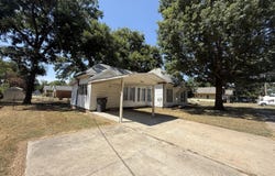 304 Wabash Avenue, Altamont, KS 67330