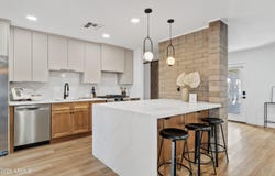 1322 E CATALINA Drive, Phoenix, AZ 85014