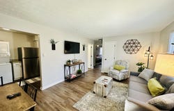 135 E Walnut Street, Danville, KY 40422