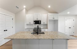 1708 Gerald Shay Road, Gentry, AR 72734