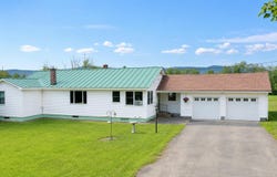 29 Baker Road, Springfield, VT 05156
