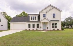 100 Farmington Hills Dr, Thomasville, GA 31792
