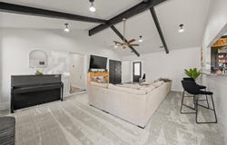 216 Hillside Drive, Hewitt, TX 76643