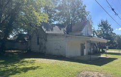 491 W Main Street, Piggott, AR 72454