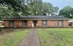 2014 CAPELLA DRIVE, Bastrop, LA 71220