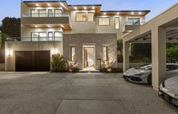 6349 Castejon, La Jolla, CA 92037