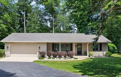 70070 2nd Avenue, South Haven, MI 49090