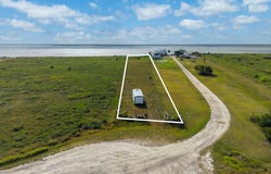 294 Retreat Dr, TAFT, TX 78390