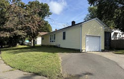21 7th Street, Ansonia, CT 06401