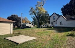 623 E Chestnut Street, Hubbard, IA 50122