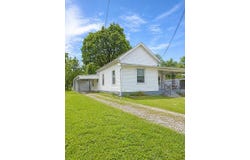 932 S Broadway Avenue, Springfield, MO 65806