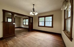 1005 E Main Street, Clinton, IL 61727
