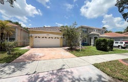 10854 Limeberry Dr, Cooper City, FL 33026