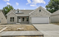 105 Bradford Drive, Cabot, AR 72023