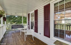 19174 Triple Crown Drive, Abingdon, VA 24211