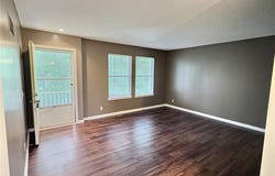 301 E 17th Street, Kearney, MO 64060