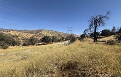 7714 Caliente Bodfish Rd, Caliente, CA 93518