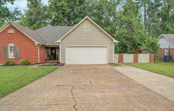 1004 Primrose Cv, Corinth, MS 38834