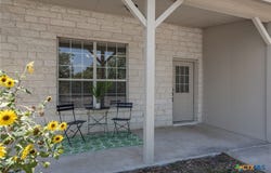 200 Sandstone Drive, Jarrell, TX 76537