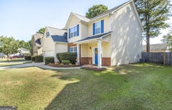 145 Back Cedar Lane, Warner Robins, GA 31093