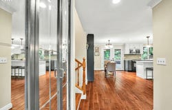 2897 TIMBERLINE Dr, Eugene, OR 97405