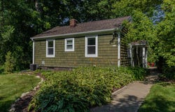 2712 Nagawicka Ave, Delafield, WI 53018
