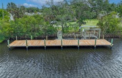 102 DICKMAN Drive SW, RUSKIN, FL 33570