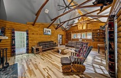 360 Babbling Brook Road, Scotrun, PA 18355