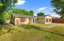 904 Kent Drive, Gainesville, TX 76240