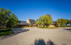 1911 NE 8th Avenue, Aberdeen, SD 57401