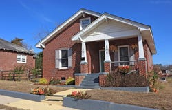 223 Park St, Ninety Six, SC 29666