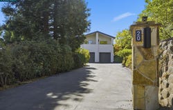 20 Surmont Ct, Lafayette, CA 94549