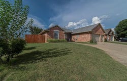 12127 SW 4th Street, Yukon, OK 73099