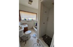 9805 S 4th, Inglewood, CA 90305