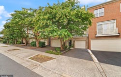 43809 LEES MILL Square, LEESBURG, VA 20176
