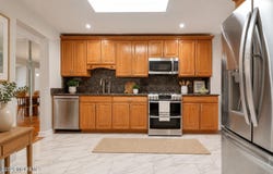 151 Chestnut Way, Manalapan, NJ 07726