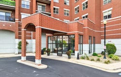 1700 RIVERWOODS Drive, Melrose Park, IL 60160