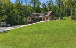 504 Pumpkin Hollow Rd, Heiskell, TN 37754