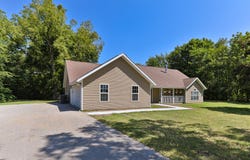 2155 E 535th Road, Pleasant Hope, MO 65725