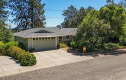 3600 Scenic Drive, Redding, CA 96001