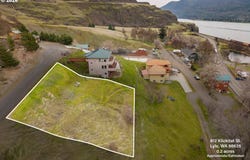 812 KLICKITAT St, Lyle, WA 98635