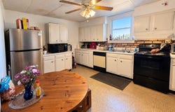 206 Holmes St, Vandergrift, PA 15690