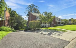 863 Middle Rd, Pittsburgh, PA 15234