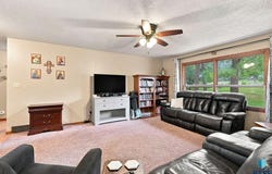 104 W 5th St, Dell Rapids, SD 57022