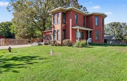 55686 Parkville Road, Mendon, MI 49072