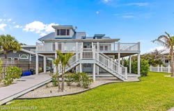 17 Vip Island, Grant, FL 32949