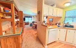 186 CAMELOT DR, NOKOMIS, FL 34275