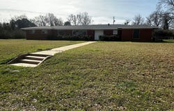 1408 E Main St., Atlanta, TX 75551