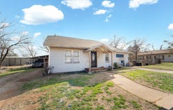 1109 W Elm Street, Breckenridge, TX 76424