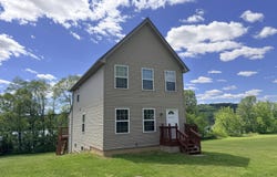 636 Spring Creek Ln, Milton, KY 40045